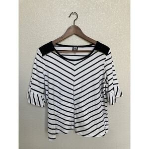 Anne Klein Sport Tshirt sz L black white stripe vneck ruffle half sleeve blouse